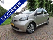 Toyota Aygo - 1.0-12V Sport Airco Leer/Alcantara 5 Drs Lm Velgen ***Zuinig