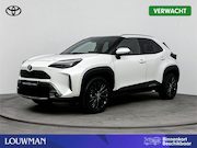 Toyota Yaris Cross - 1.5 Hybrid Adventure | Sensoren V+A | Panoramadak | JBL | St