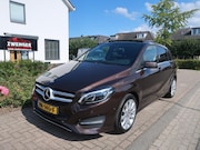 Mercedes-Benz B-klasse - 180 Sport AUT F-1 PANORAMADAK|TREKHAAK|MEMORY|CAMERA|ADAPTIV