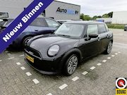 MINI Cooper - 5-Deurs 1.5 C Classic XS Achteruitrijcamera Stuurverwarming 