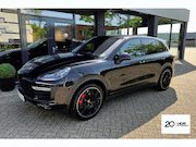 Porsche Cayenne - 4.8 Turbo