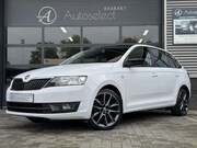 Skoda Rapid - Spaceback 1.2 TSI Greentech Elegance Pano | 17" LMV