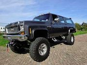 Chevrolet Suburban - -