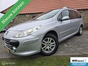 Peugeot 307 - 1.6-16V Pack