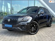 Volkswagen Touareg - 3.0 TSi eHybrid 4MOTION R Black Edition Luchtvering / Trekha