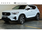 Volvo XC40 - B4 Plus Dark | Trekhaak | Panoramadak | Verwarmbare voorstoe