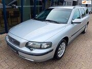 Volvo V70 - 2.4 Comfort Line 170PK Automaat