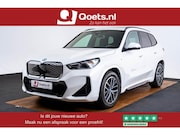 BMW iX1 - eDrive20 67 kWh M Sport - Panoramadak - Driving Assistant Pl