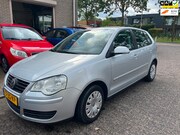 Volkswagen Polo - 1.4-16V Optive 5 deurs zeer mooi