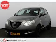 Lancia Ypsilon - 0.9 TwinAir Elefantino Plus/ DEALER ONDERHOUDEN!/ Airco/ C.V