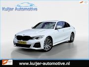 BMW 3-serie - 318i High Executive M-Sport Automaat