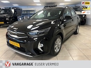 Kia Stonic - 1.0 T-GDi MHEV DynamicLine Trekhaak, Apple car play, Android