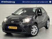 Toyota Aygo X - 1.0 VVT-i MT Play APPLE / ANDROID NAVIGATIE | AIRCO | ZUINIG