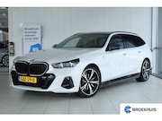 BMW 5-serie - Touring 530e M-Sport Pro ''OP AFSPRAAK'' | SoH 96% | Adapt. 