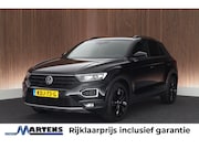 Volkswagen T-Roc - 1.5 TSI 150pk DSG Sport Black Style Trekhaak Led Stoelverwar