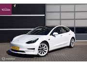 Tesla Model 3 - Standard RWD Plus 55 kWh 19inch