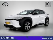 Toyota bZ4X - Dynamic 71 kWh Bi-Tone | BTW voertuig | Panoramadak | Stoel+