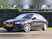 Volvo S60 - 2.0T Kinetic Automaat I Trekhaak I Schuifdak I Leder I Distr