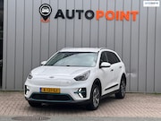 Kia e-Niro - ExecutiveLine 64 kWh FASE 3 SOH 100% Warmtepomp JBL LEER DEA