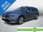 Volkswagen Passat - Variant 1.4 TSI GTE Connected Series Plus | Trekhaak | Panor