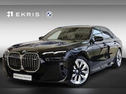 BMW 7-serie - M760e xDrive | Head-Up Display | Panoramadak | Driving + Par