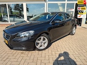 Volvo V40 - 1.6 T2 Momentum/ Navi/ Leder/ Soel verwarming/ Cruise/ NAP/