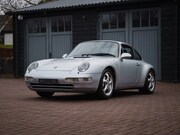 Porsche 911 - Carrera 4 with sunroof