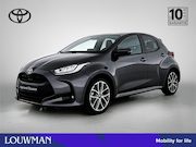 Toyota Yaris - 1.5 Hybrid 130 Executive | BTW voertuig | Stoel+stuurverwarm