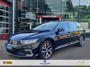 Volkswagen Passat - 1.4 TSI GTE TREKHAAK/ACC/STOELVER/CAMERA/NAVI/E-KLEP
