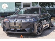 BMW iX - (i20) xDrive40 M-Sport 326pk 99% SoH I Stoelverkoeling I Las