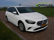 Mercedes-Benz B-klasse - 200d AUT AC CAMERA LED 2022 ** EX POLICE MARGE CAR