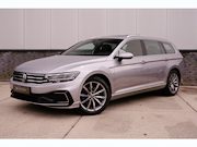 Volkswagen Passat - Variant 1.4 TSI PHEV GTE Business | Pano | Elek. Trekhaak | 
