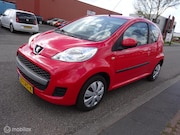 Peugeot 107 - 1.0-12V Urban Move, Airco Centr Lock
