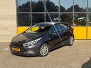Kia Ceed - Cee'd 1.6 4 seizoenen banden, trekhaak, airco