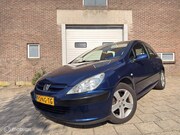Peugeot 307 - 2.0-16V XS