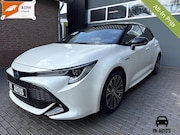 Toyota Corolla - 2.0 Hybrid Dynamic / Navi / Camera / Bi-Tone