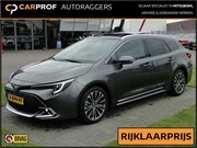 Toyota Corolla - Touring Sports 1.8 Hybrid First Edition . Pano . Schuifdak .