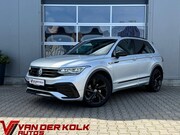 Volkswagen Tiguan - 1.5 TSI R-Line In/Exterieur | LED | Digital Cockpit | Half L