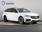 Skoda Octavia - Combi 1.4 TSI RS iV PHEV Business (Pano / Camera / Stoelverw