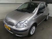 Toyota Yaris - 1.0 VVT-i Idols - Trekhaak - Auto