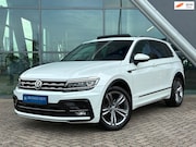 Volkswagen Tiguan - 2.0 TDI Highline Business R 150pk Panoramadak / Trekhaak / 3