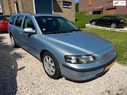 Volvo V70 - 2.4 Comfort Line 170PK Leder/.