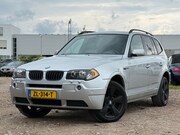 BMW X3 - 3.0i Executive/AUTOMAAT/ NAVIGATIE SCHERM