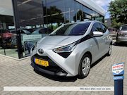 Toyota Aygo - 1.0 VVT-i AUTOMAAT x-shift 5D x-play 1e eigenaar