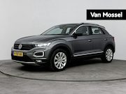 Volkswagen T-Roc - 1.5 TSI Sport Business R | ACC | Stoel+Stuurverwarming | Ach