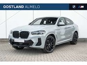 BMW X4 - xDrive20i M Sport Automaat / Trekhaak / Sportstoel