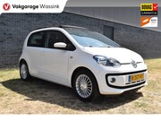Volkswagen Up! - 1.0 high up! BlueMotion Panodak Navigatie Pdc Lage km-stand