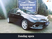 Toyota Auris - Touring Sports 1.2T Aspiration Afneembare trekh, Lane assist