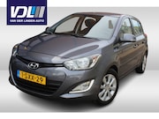 Hyundai i20 - 1.2i i-Deal Airco Lichtmetalen velgen 15"