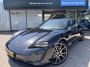 Porsche Taycan - 79 kWh | Panoramadak | Rood leer | Bose